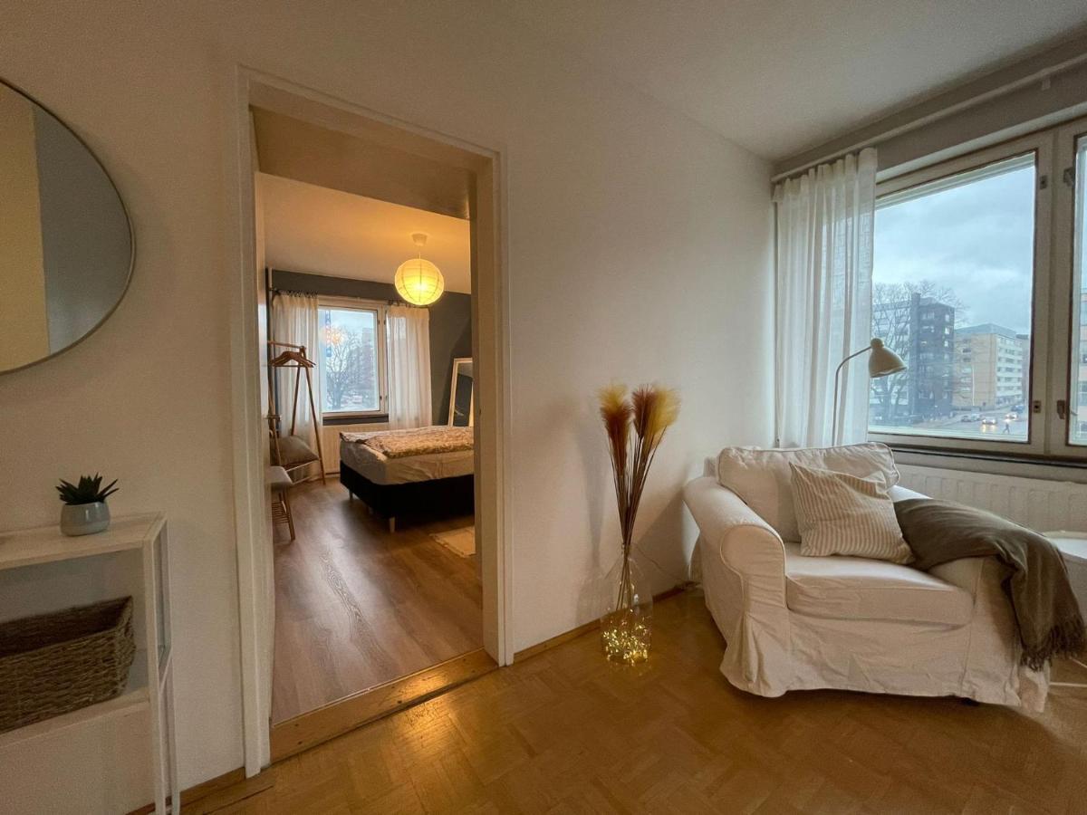 Keskusta Kaksio Tuomiokirkon Ja Yliopiston Laehellae Apartment Turku Exterior photo
